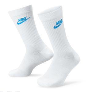Nike Sportswear Everyday Essential Crew Socks x 3